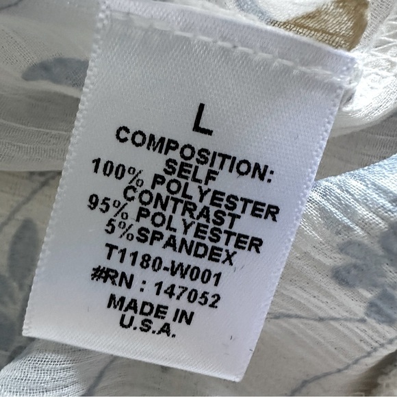 Cerule Womens V Neck Top Floral Crochet Shabby Chic Cottagecore Semi Sheer Sz L - Picture 4 of 8